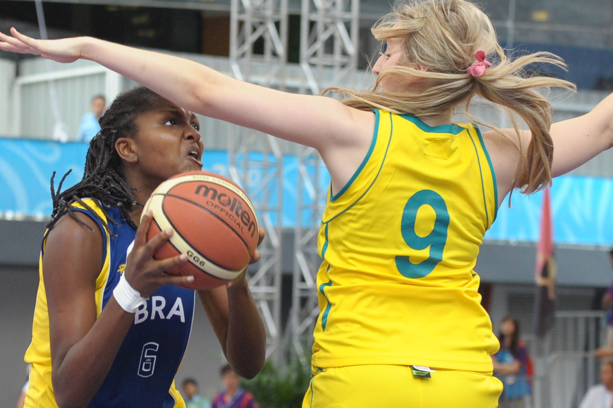 Aussie basketballers bounce i... Australian Olympic Committee