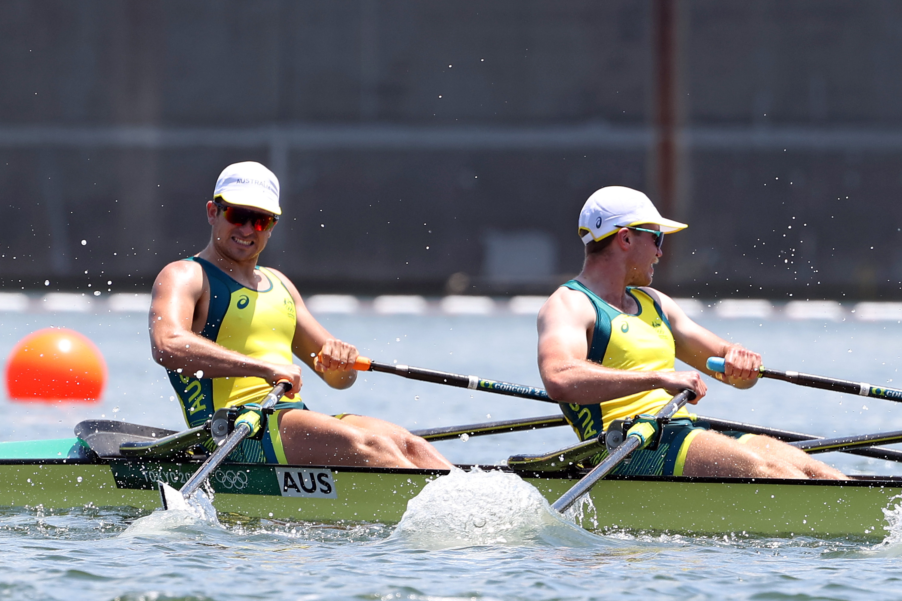 Australian Rowers progress in... Australian Olympic Committee